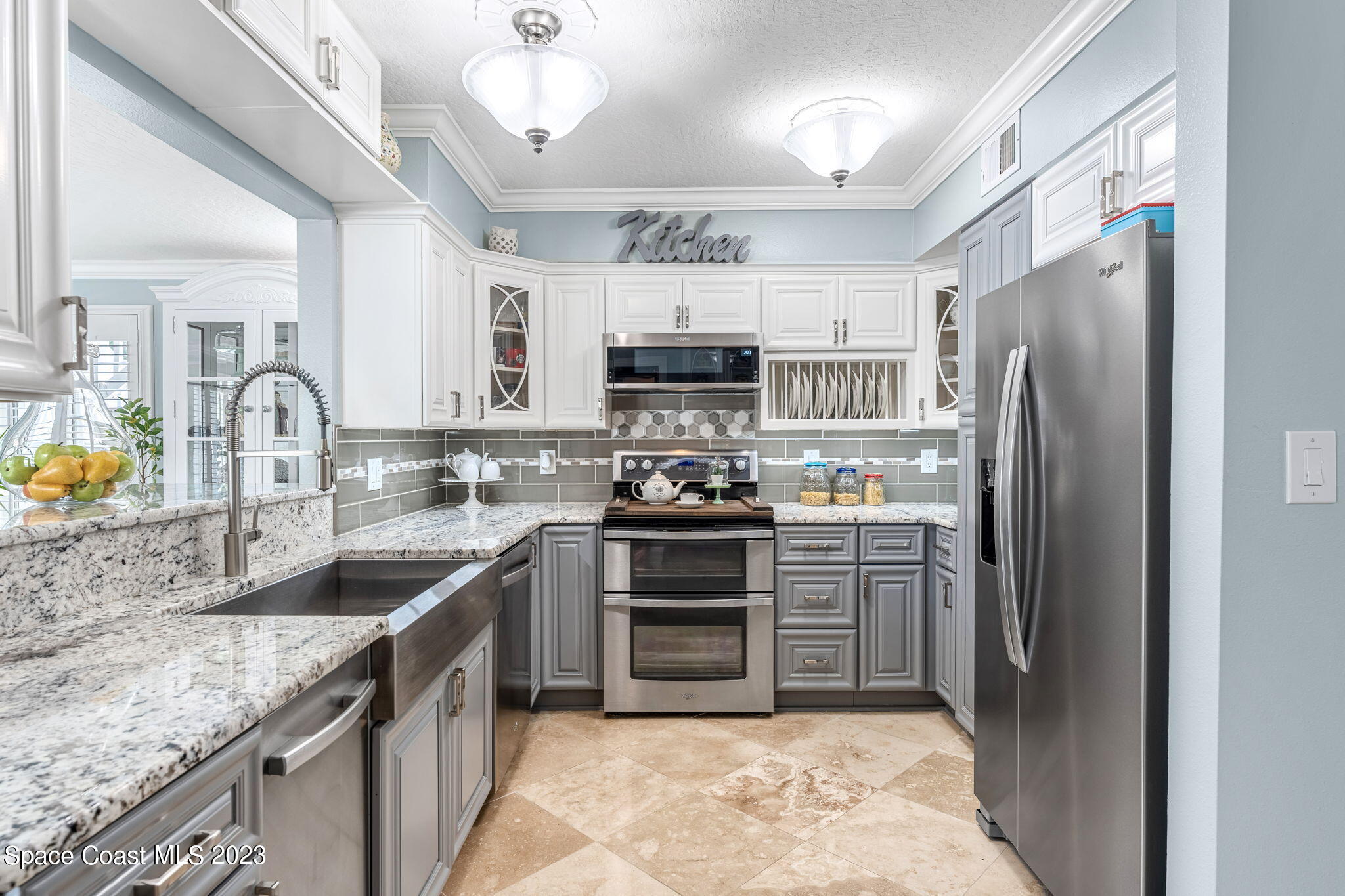 445 9th Avenue Indialantic, FL 32903 - Photo 12 of 62 SS Applainces