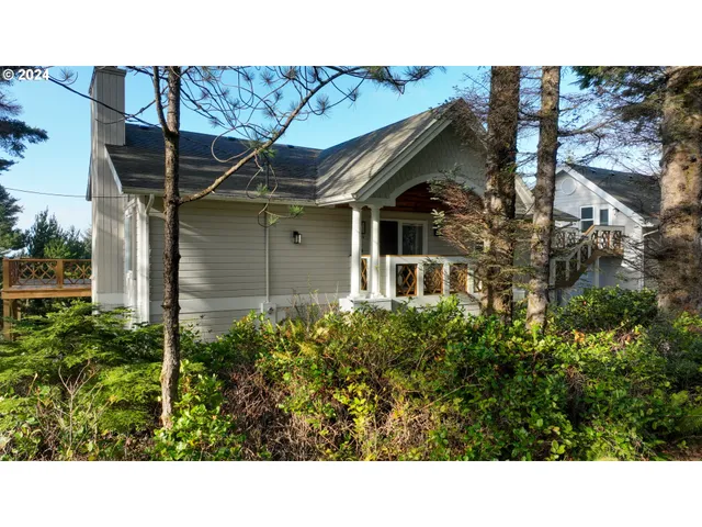 a black and white photo of a house