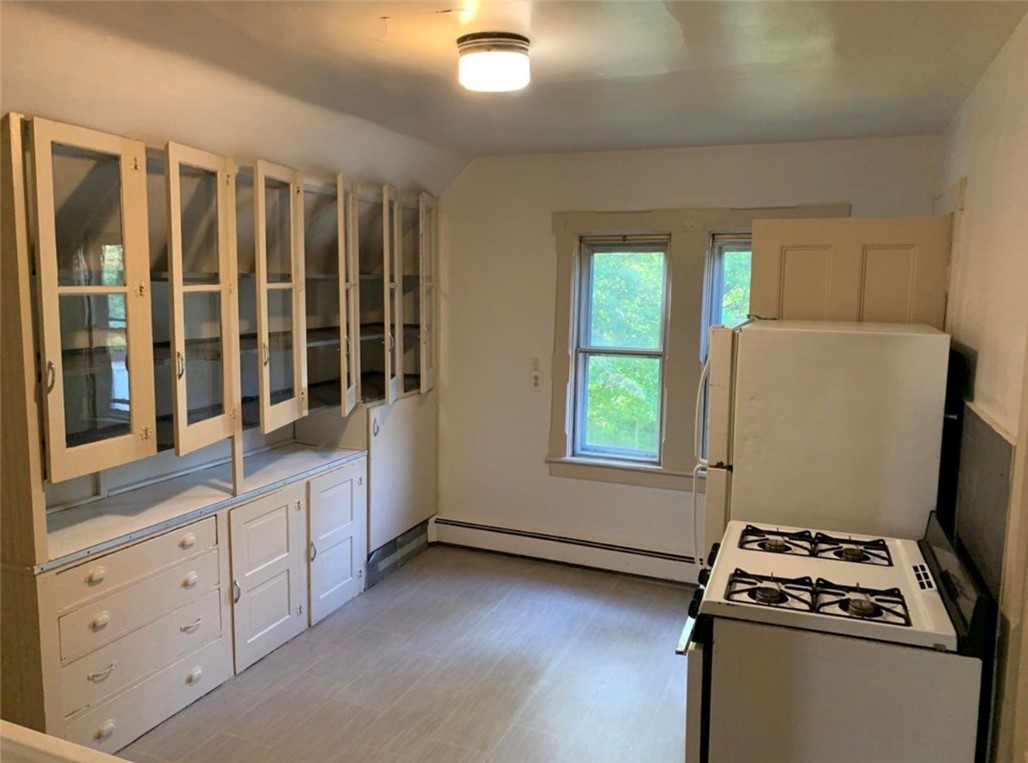 325-327 Grand Avenue Rochester, NY 14609 - Photo 3 of 20
