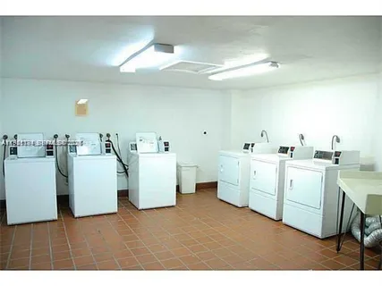 $269,000 | 8420 Southwest 133rd Avenue Road, Unit 422, Miami, FL 33183