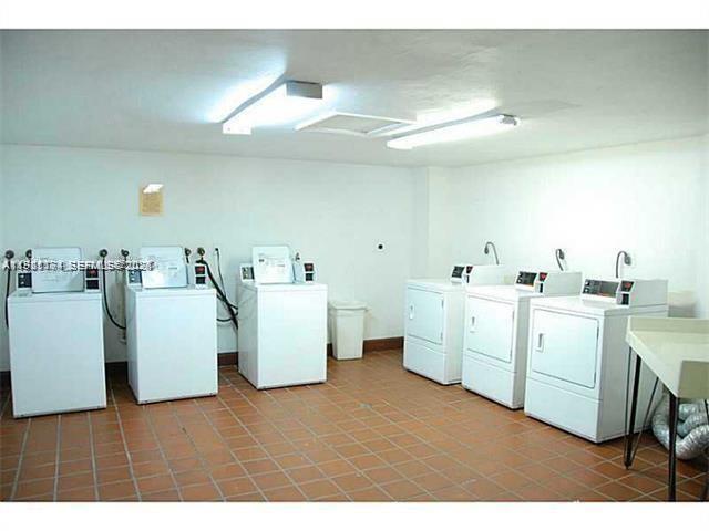 8420 Southwest 133rd Avenue Road, Unit 422 Miami, FL 33183 - Photo 28 of 35