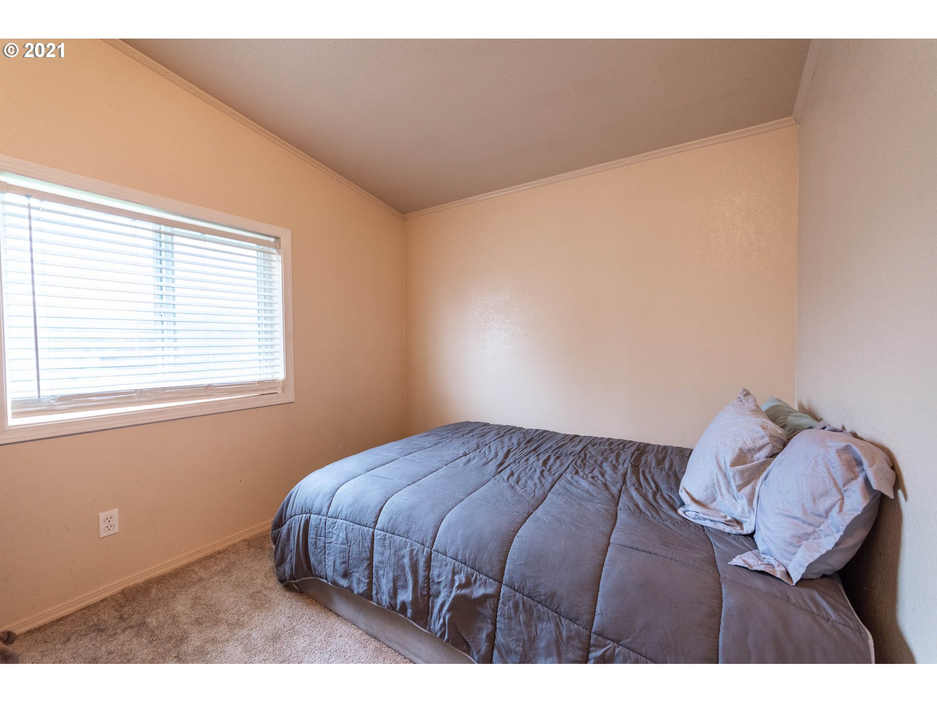 4751 Union Terrace Springfield, OR 97478 - Photo 14 of 18