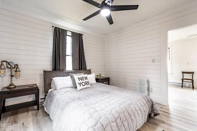 $700,000 | 1102 Highway 9P, Saratoga Springs, NY 12866