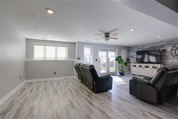 $415,000 | 507 Ashurst Court, Lee's Summit, MO 64081