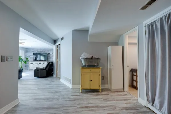 $415,000 | 507 Ashurst Court, Lee's Summit, MO 64081