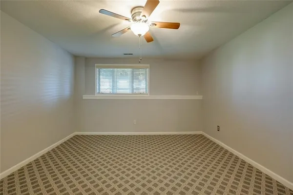 $415,000 | 507 Ashurst Court, Lee's Summit, MO 64081