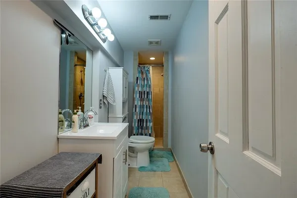 $415,000 | 507 Ashurst Court, Lee's Summit, MO 64081