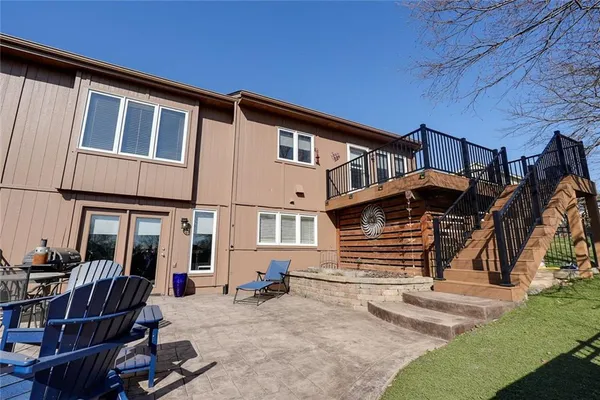 $415,000 | 507 Ashurst Court, Lee's Summit, MO 64081