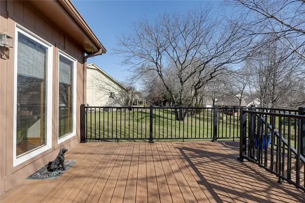 $415,000 | 507 Ashurst Court, Lee's Summit, MO 64081