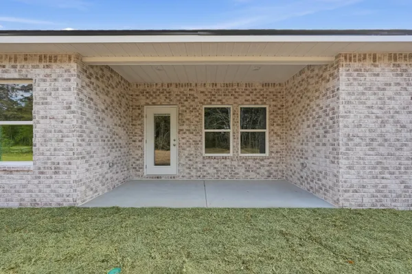 $314,910 | 6104 Mildred's Way, Crestview, FL 32539
