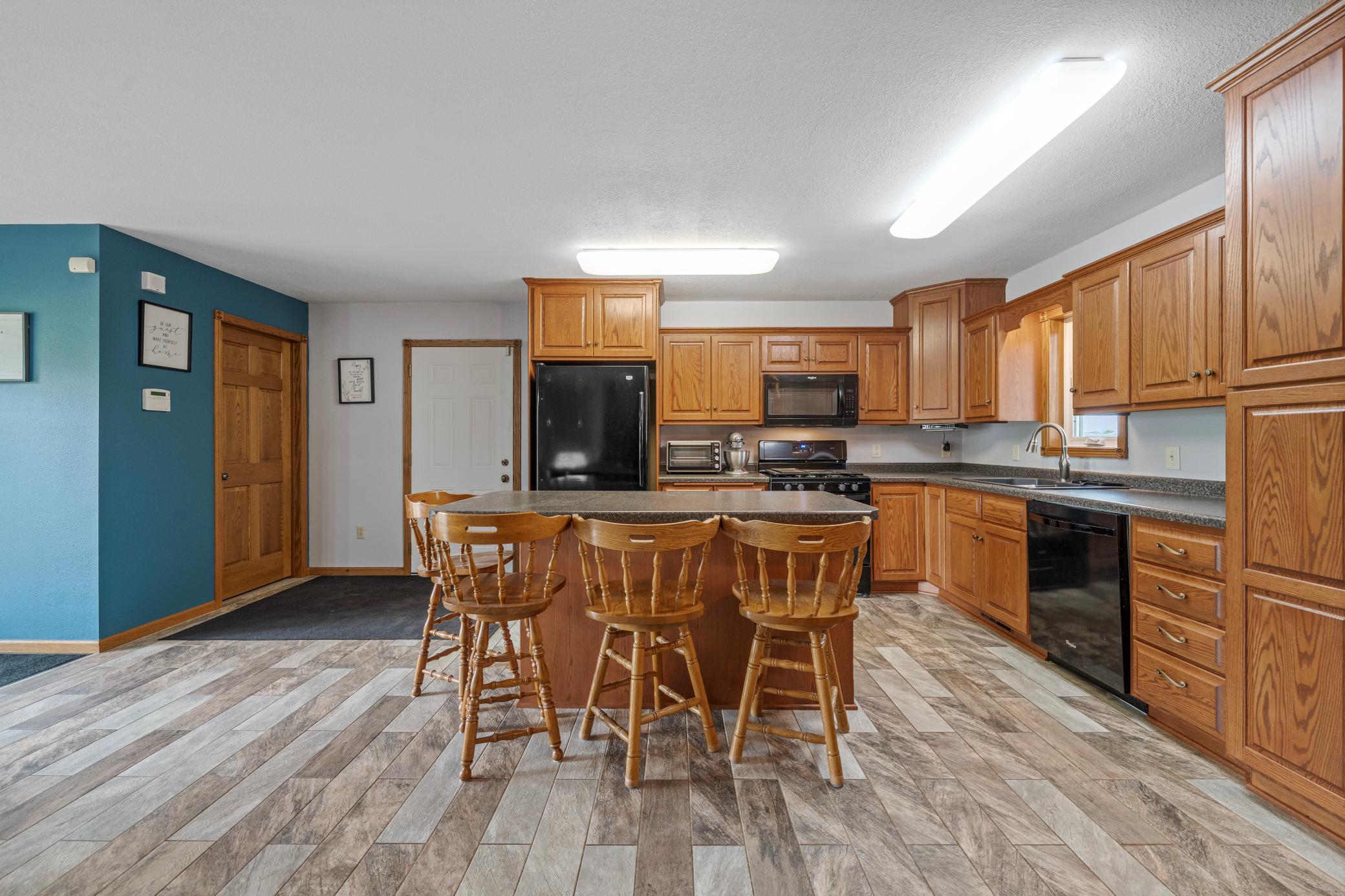 43137 Foxboro Road Belgrade, MN 56312 - Photo 9 of 39