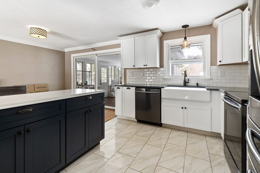 11 Harvard Road Groveland, MA 01834 - Photo 11 of 42 Gallery Image 11