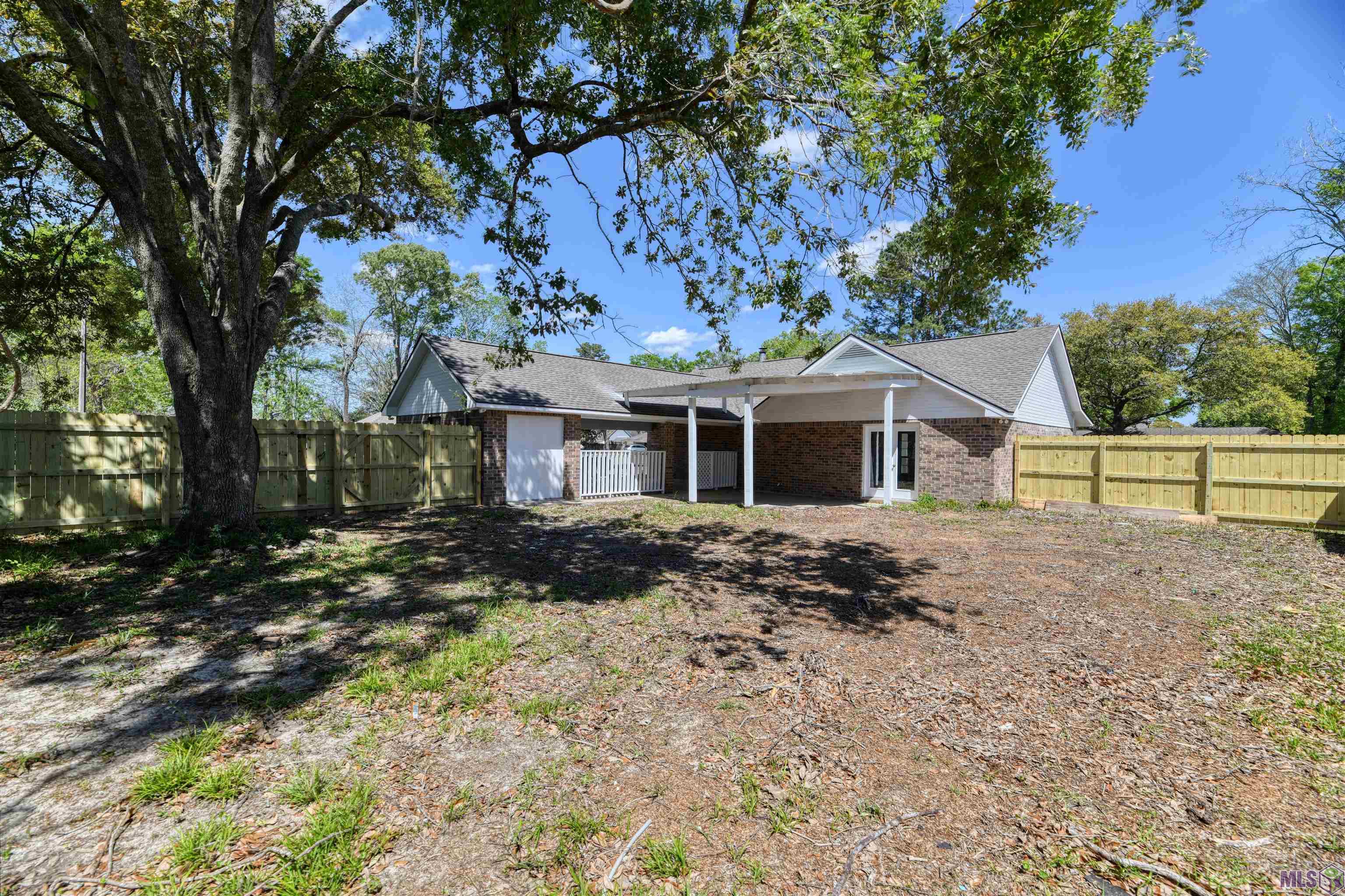 7618 Chairman Avenue Baton Rouge, LA 70817 - Photo 4 of 19