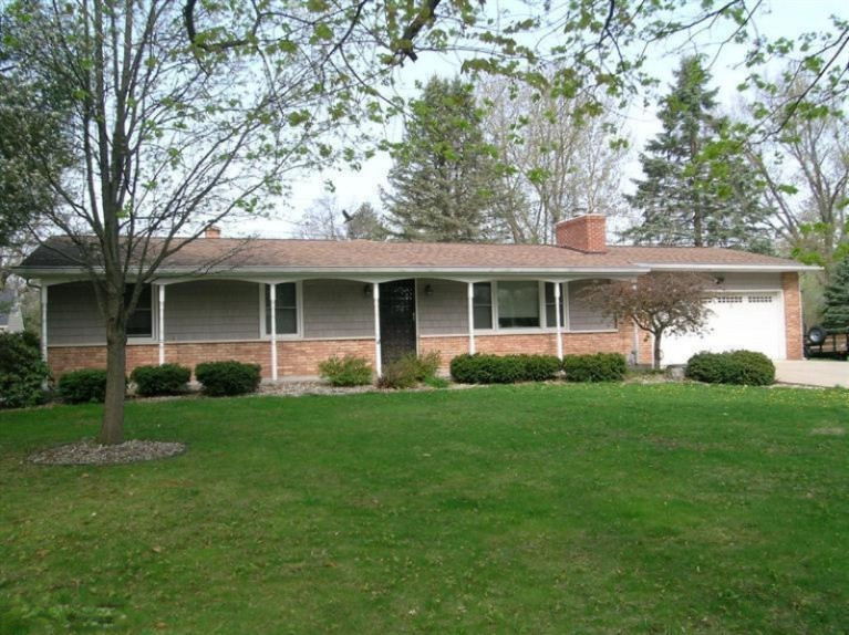 906 Pine Street Three Rivers, MI 49093 - Photo 1 of 22 Primary Photo
