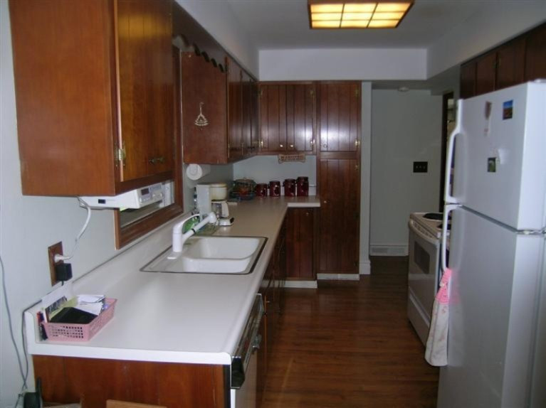 906 Pine Street Three Rivers, MI 49093 - Photo 5 of 22 Additional Photo