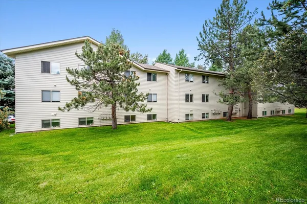 $369,000 | 29656 Buffalo Park Road, Unit 208, Evergreen, CO 80439