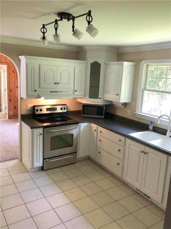 303 Kings Road Anderson, SC 29621 - Photo 3 of 32 Gallery Image 3