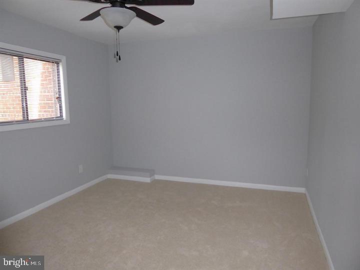 55 Skyhill Road, Unit 201 Alexandria, VA 22314 - Photo 17 of 19