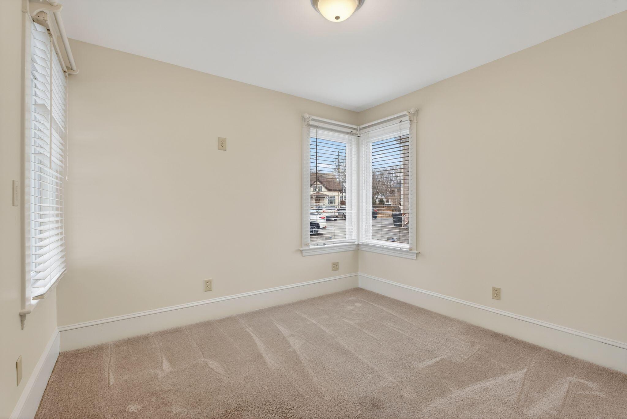 930 Forest Avenue Portland, ME 04103 - Photo 19 of 35 DSC01512