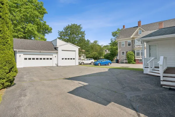 $625,000 | 930 Forest Avenue, Portland, ME 04103