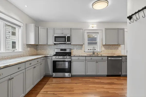 $625,000 | 930 Forest Avenue, Portland, ME 04103