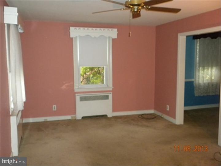 17 Chester Road Wallingford, PA 19086 - Photo 3 of 10