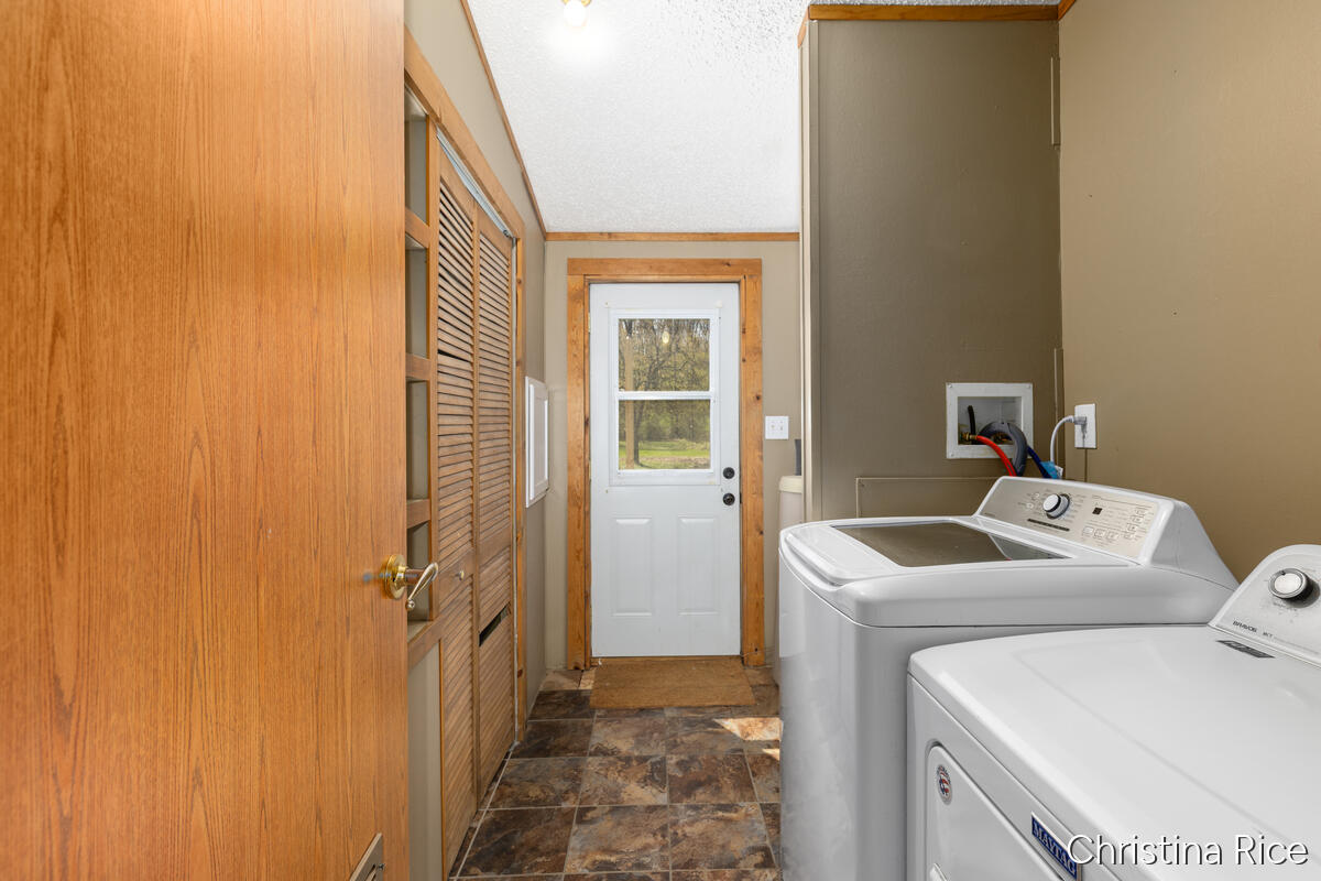 1397 Youngs Road Orleans, MI 48865 - Photo 19 of 29 1397-Youngs_016