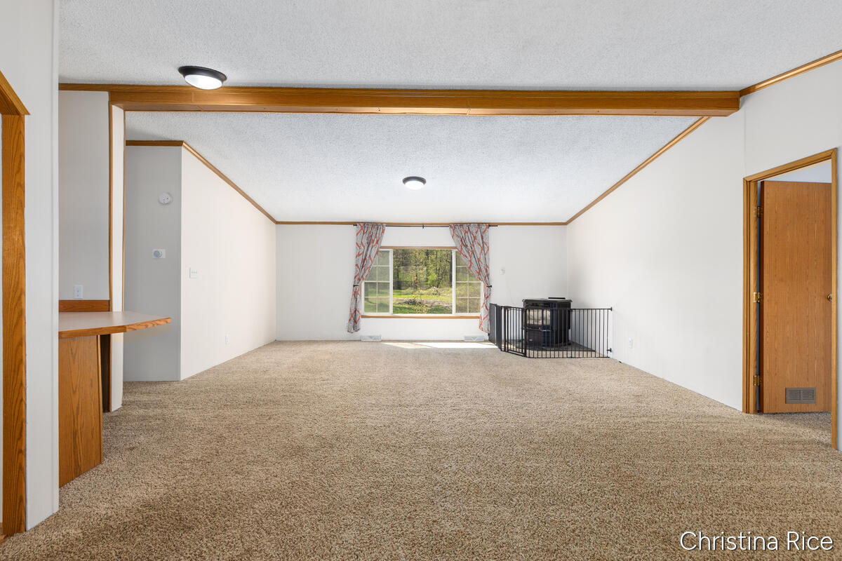 1397 Youngs Road Orleans, MI 48865 - Photo 5 of 29 1397-Youngs_004