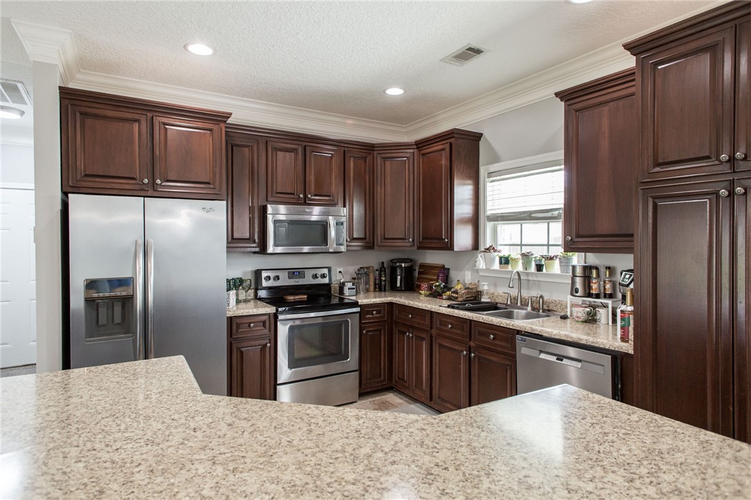 3551 St Johns Church Road Blackshear, GA 31516 - Photo 13 of 38