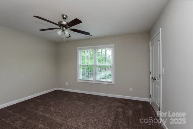 $1,465 | 492 Rogers Lake Road East, Kannapolis, NC 28083