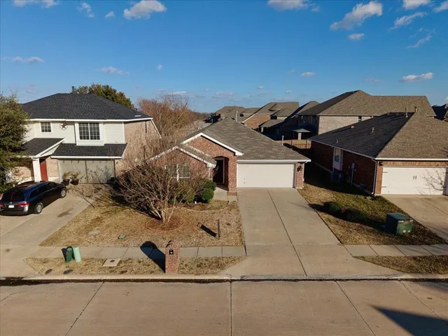$359,500 | 5012 Willow Bend Lane, Sachse, TX 75048