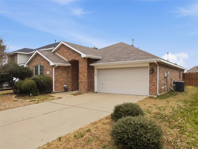 $359,500 | 5012 Willow Bend Lane, Sachse, TX 75048