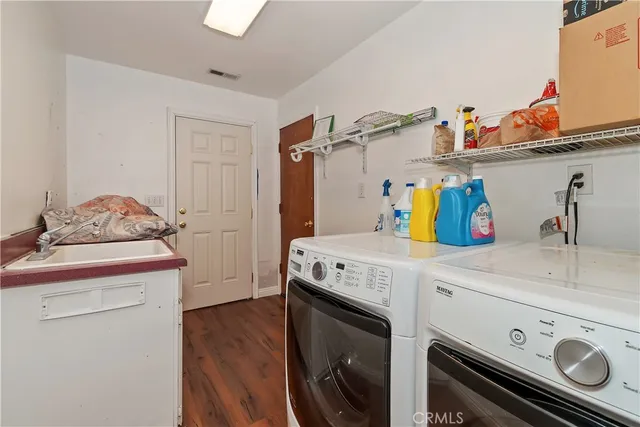 a picture of floor plan