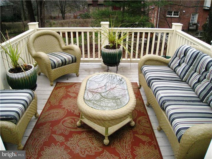 5 West Hampton Road Philadelphia, PA 19118 - Photo 20 of 25 Deck