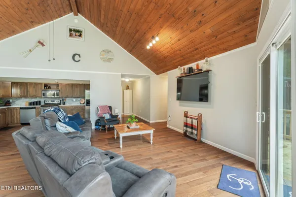 $615,900 | 124 Beard Lane, Kingston, TN 37763