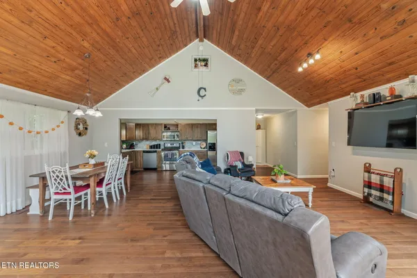 $615,900 | 124 Beard Lane, Kingston, TN 37763