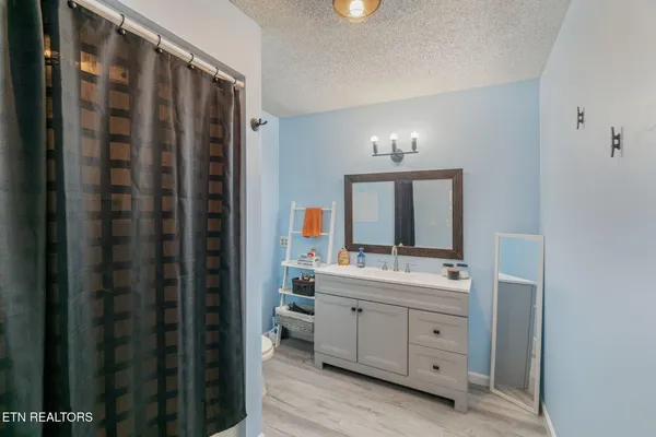 $615,900 | 124 Beard Lane, Kingston, TN 37763