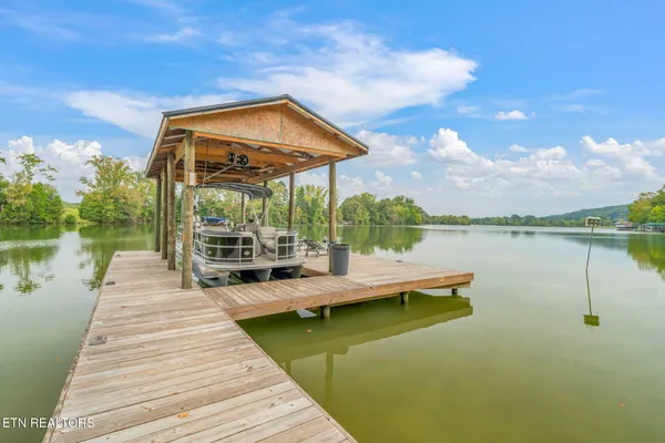 $615,900 | 124 Beard Lane, Kingston, TN 37763