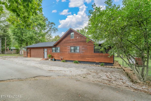 $615,900 | 124 Beard Lane, Kingston, TN 37763