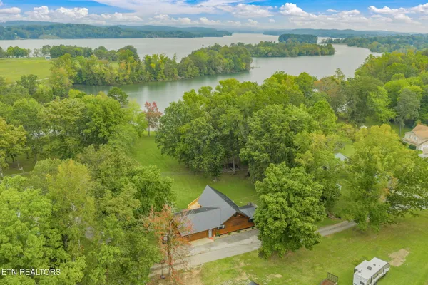 $615,900 | 124 Beard Lane, Kingston, TN 37763