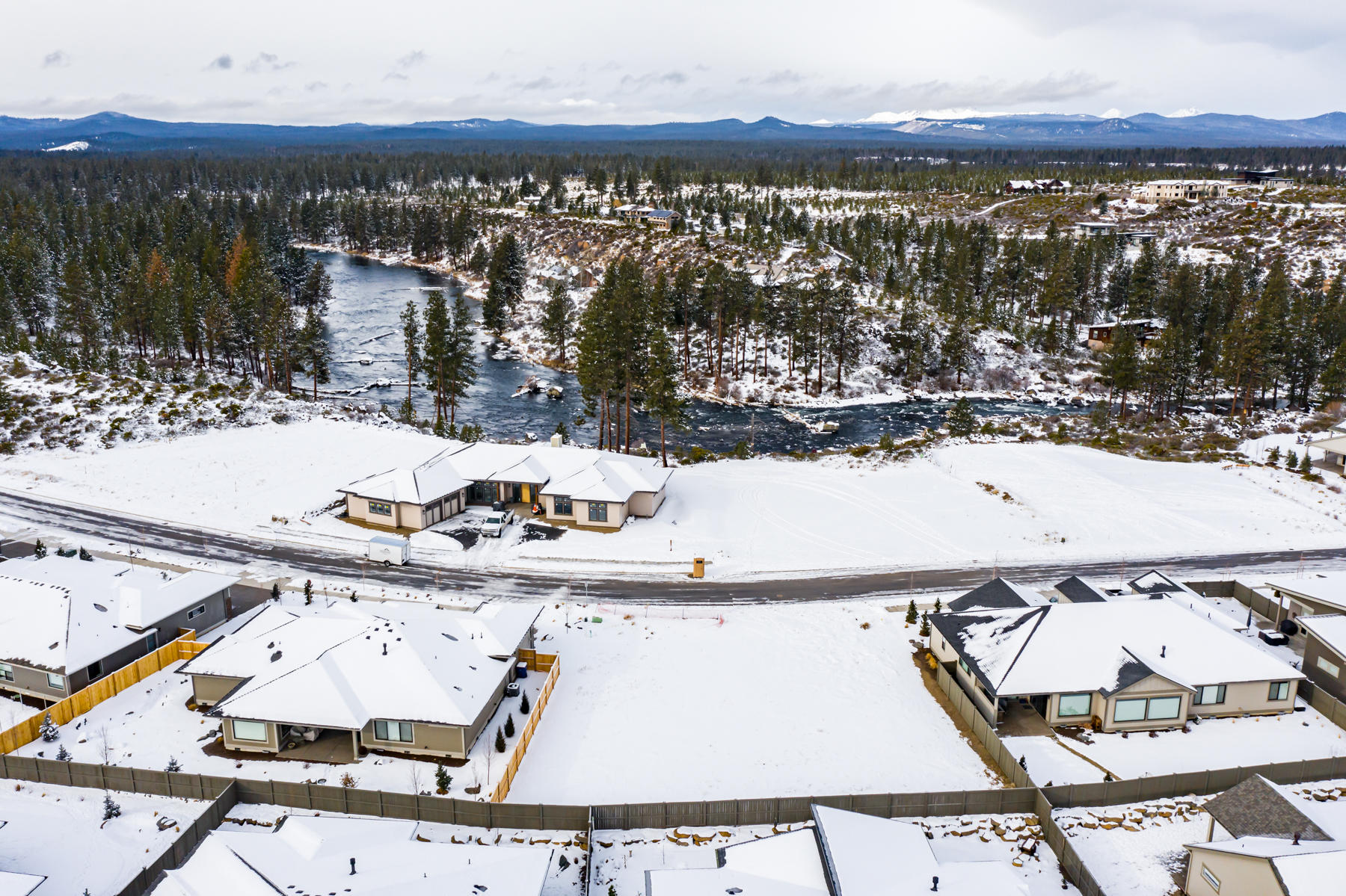 60872 River Rim Drive Bend, OR 97702 - Photo 11 of 16 DJI_0185