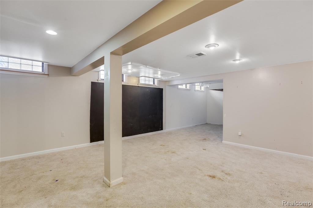 22644 Shadowpine Way Novi, MI 48375 - Photo 26 of 32 Gallery Image 26