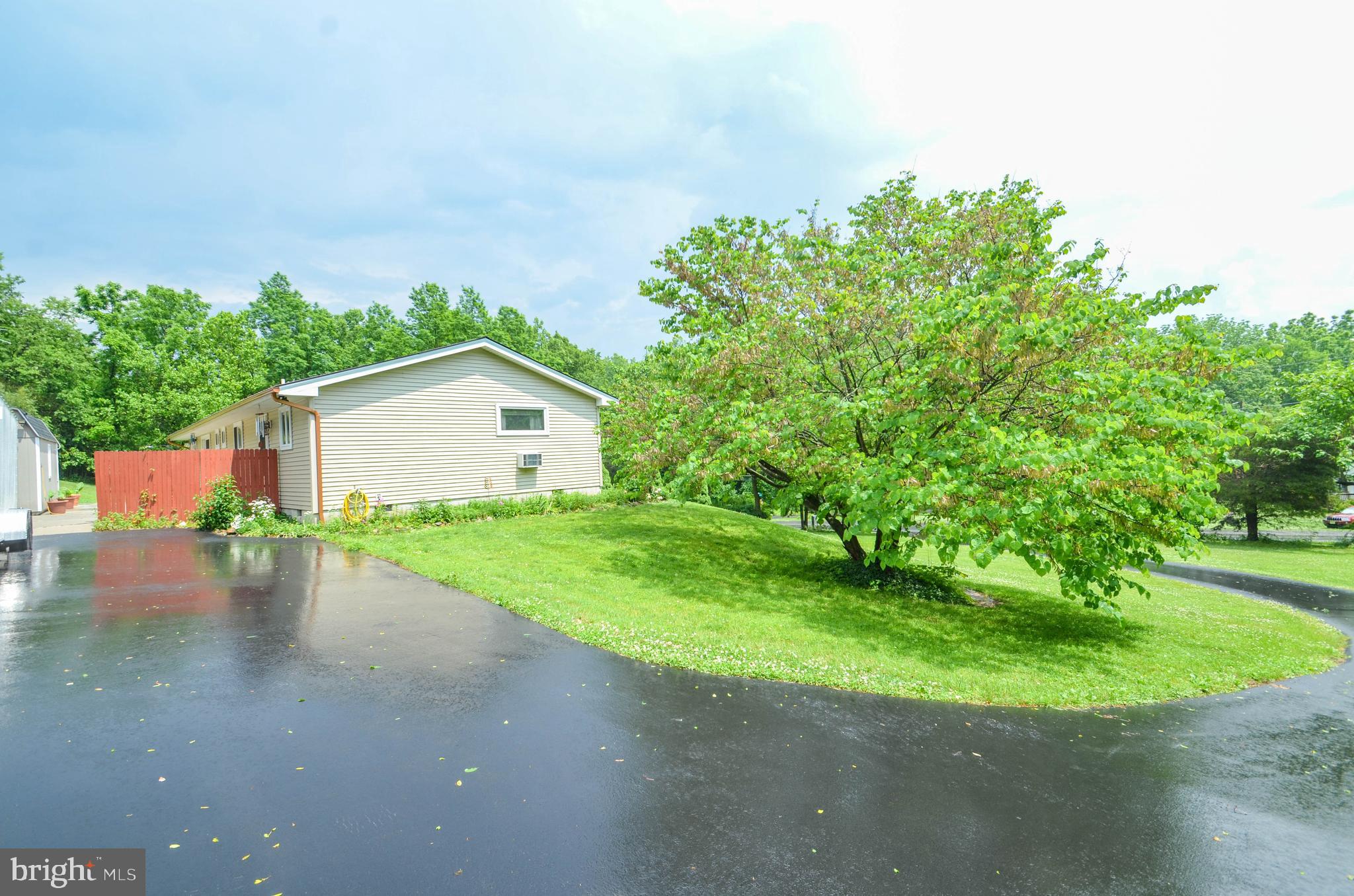 4982 Ostrander Road Bangor, PA 18013 - Photo 2 of 48