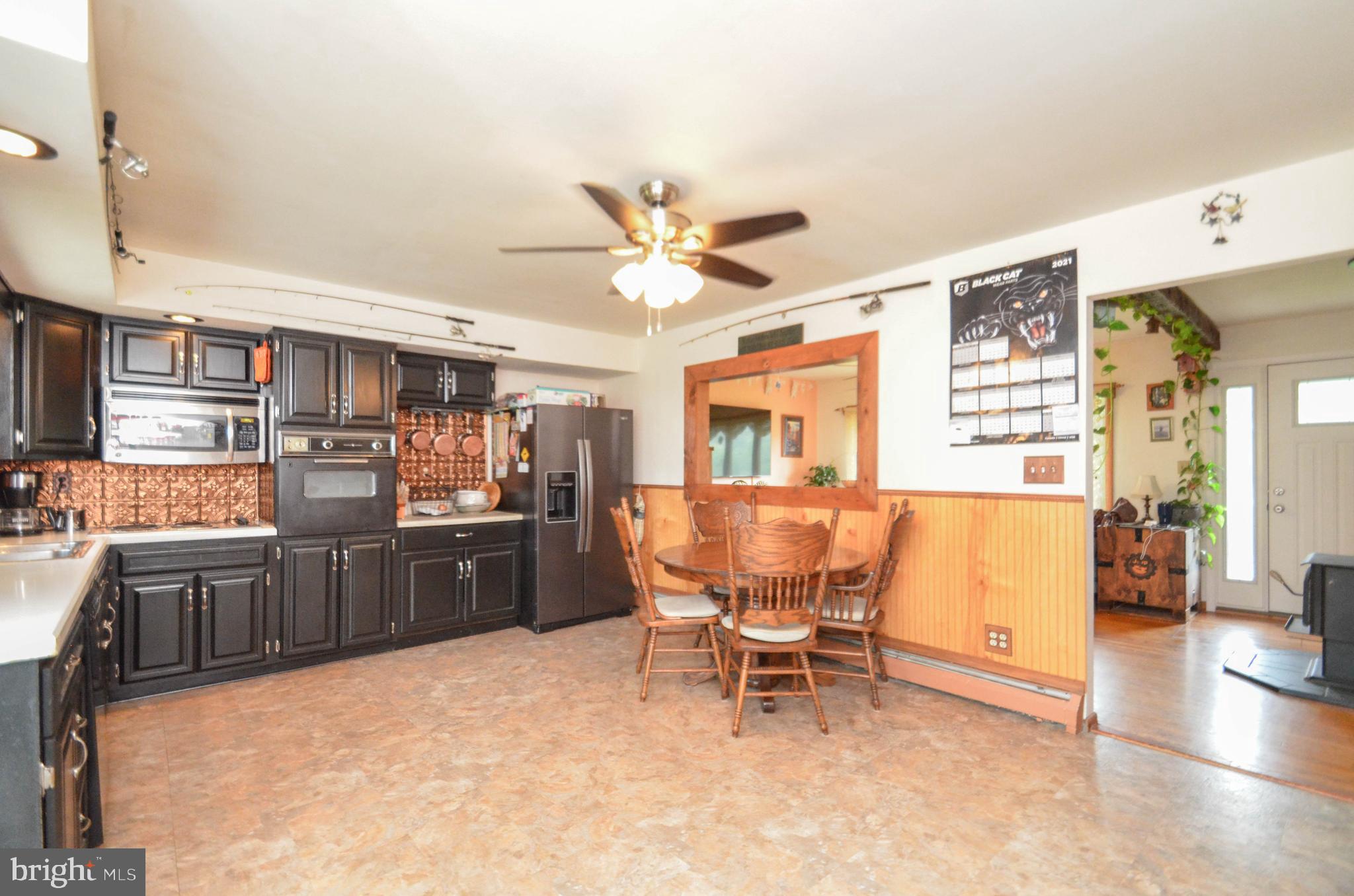 4982 Ostrander Road Bangor, PA 18013 - Photo 6 of 48