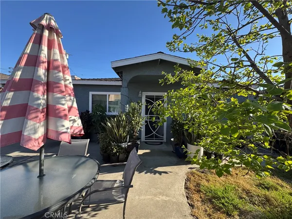 $645,000 | 1454 East 215th Street, Carson, CA 90745