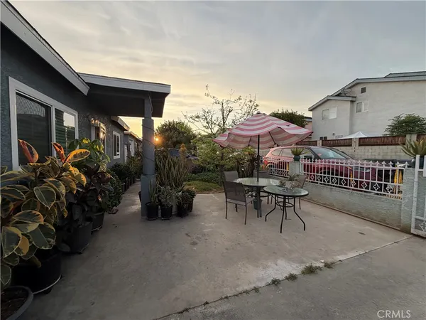 $645,000 | 1454 East 215th Street, Carson, CA 90745