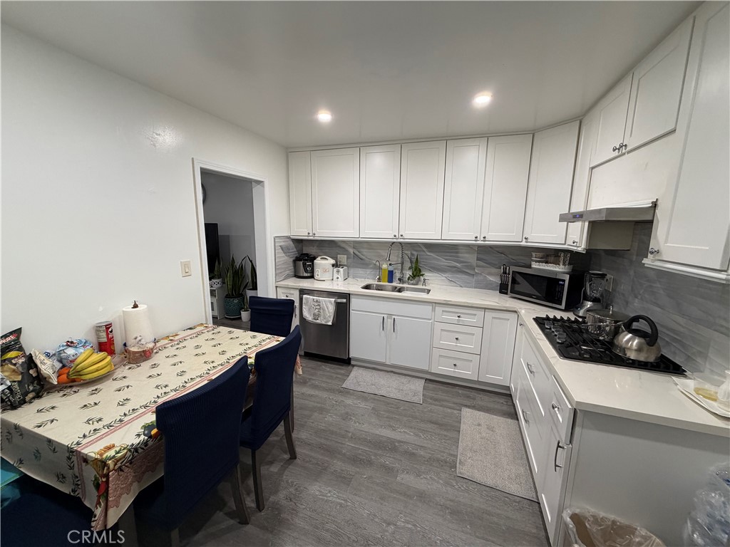 1454 East 215th Street Carson, CA 90745 - Photo 8 of 29