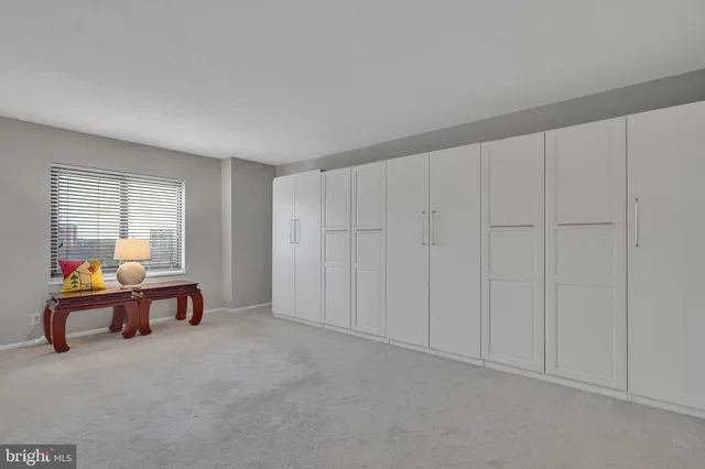 $3,000 | 307 Yoakum Parkway, Unit 609, Alexandria, VA 22304