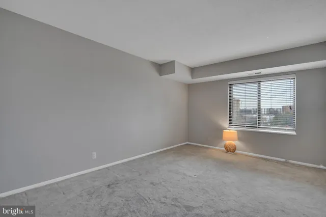 $3,000 | 307 Yoakum Parkway, Unit 609, Alexandria, VA 22304