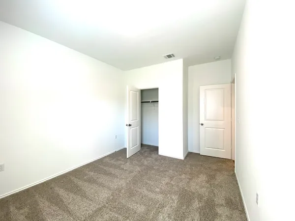 $1,900 | 14217 Sandrock Bend, Manor, TX 78653